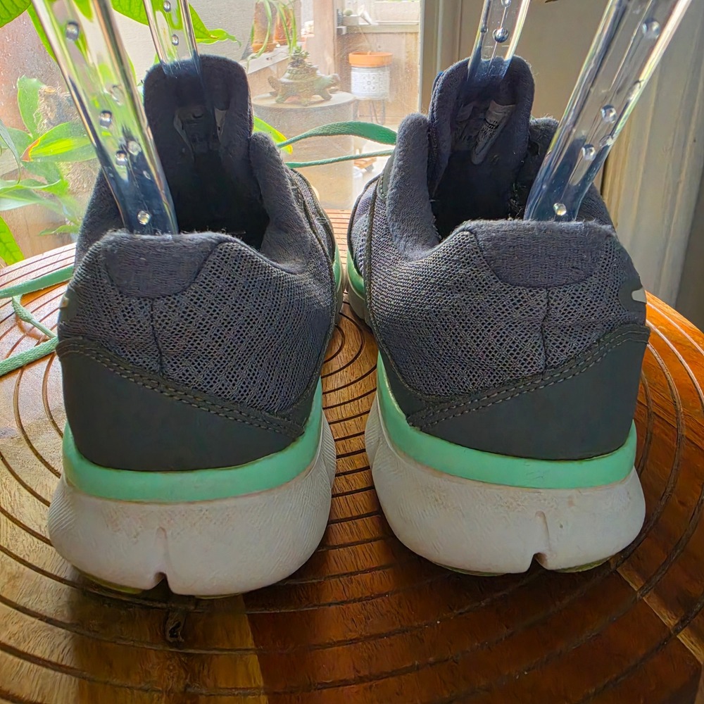 Nike Experience Run 2 Womens Grey Mint Green Running Shoes Sneakers 9.5 - Picture 3 of 6